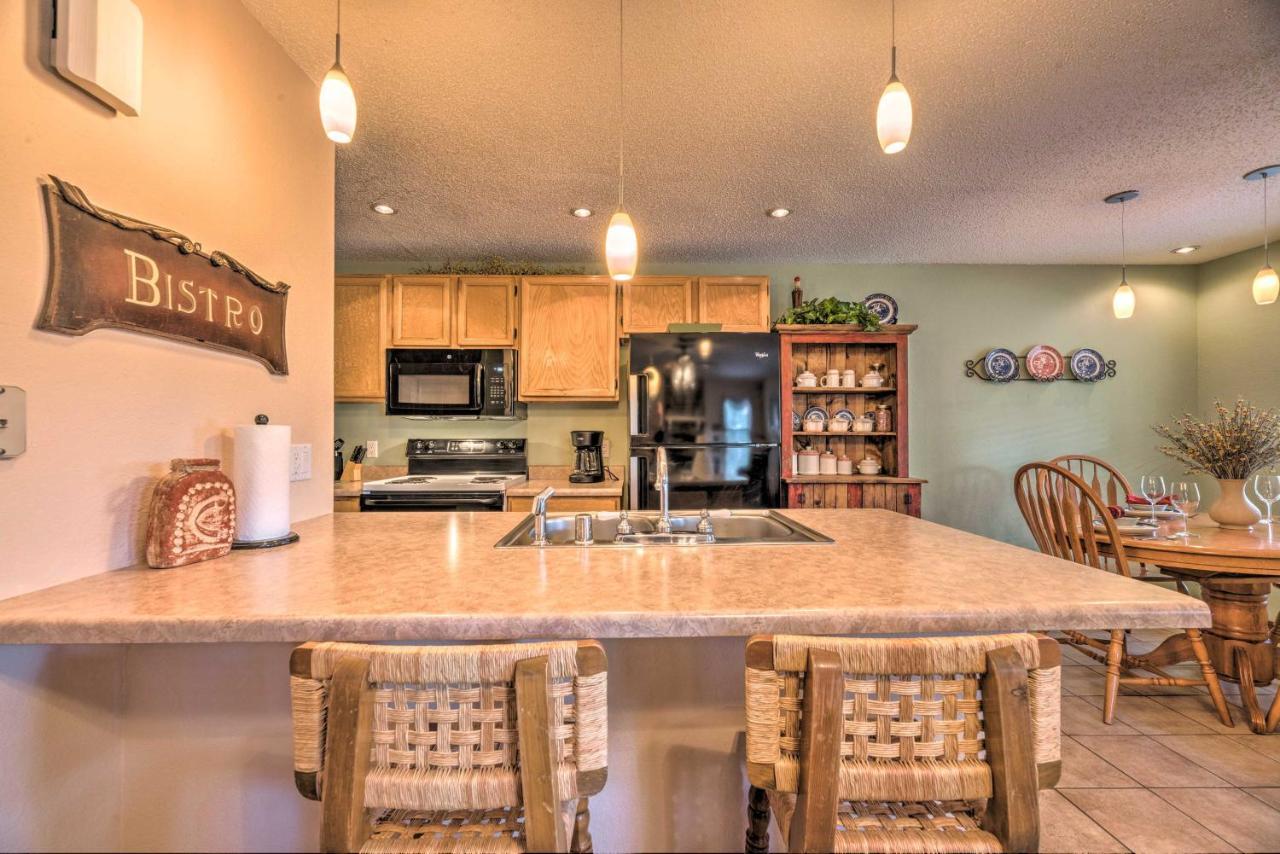 Condo With Hot Tub About 4 Miles To Ruidoso Winter Park! Esterno foto